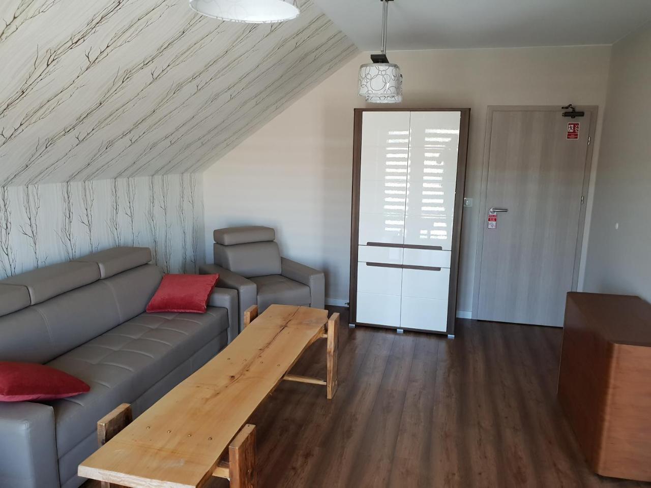 Hotel Pod Strzecha Kielce Exteriör bild